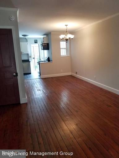 Main picture of 2214 Pemberton St