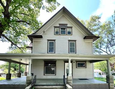 Main picture of 421 S 28th St