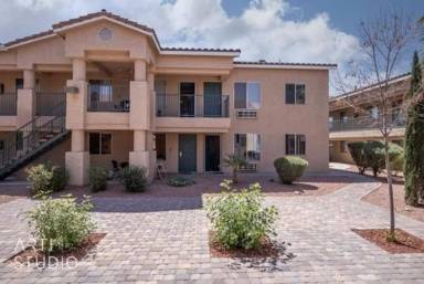 Main picture of Smokey Lane Condominiums