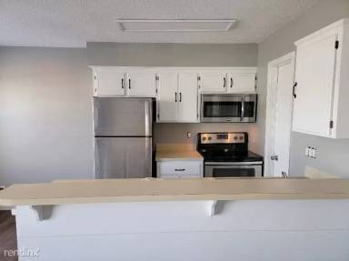 Main picture of 611 Cheyenne St