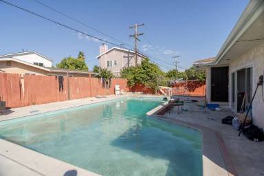 Main picture of 5628 Dorothy Dr