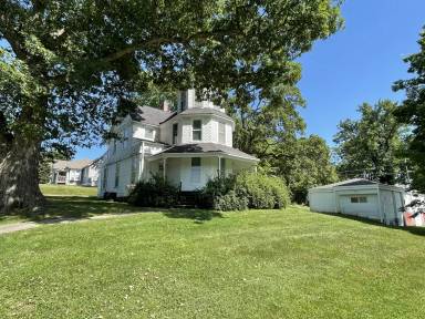 Main picture of 114 Emerson St