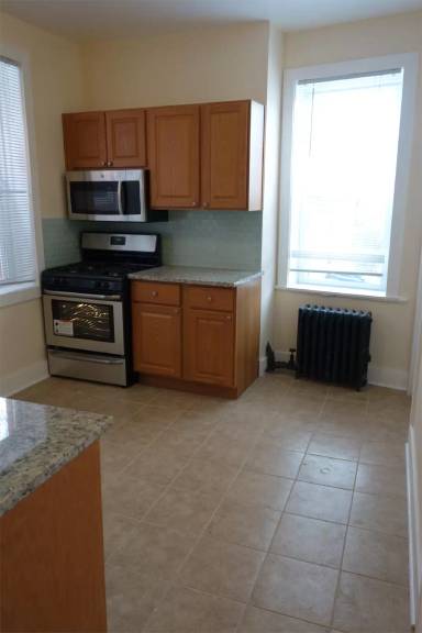 Main picture of 8 Molter Pl