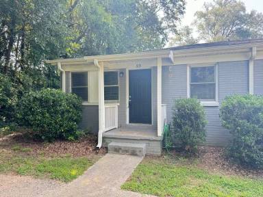 Main picture of 23 Oakland Ave SW