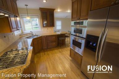 Main picture of 1 Lupine Ln