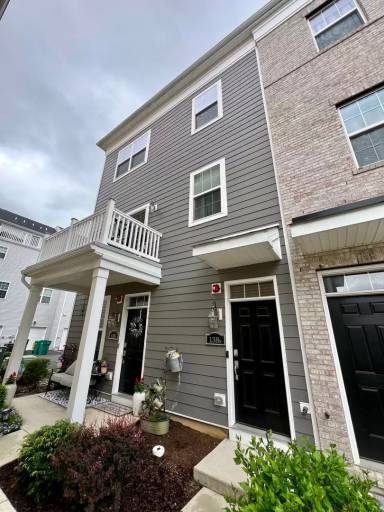 Main picture of 138B Fleet Ct