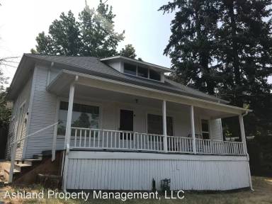 Main picture of 227 Meade St