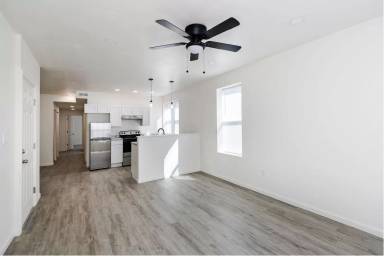 Main picture of 6043 Clemens Ave