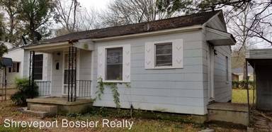 Main picture of 2747 Lakehurst Ave