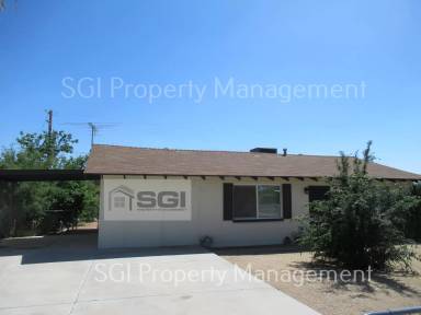 Main picture of 1639 E Phelps Rd