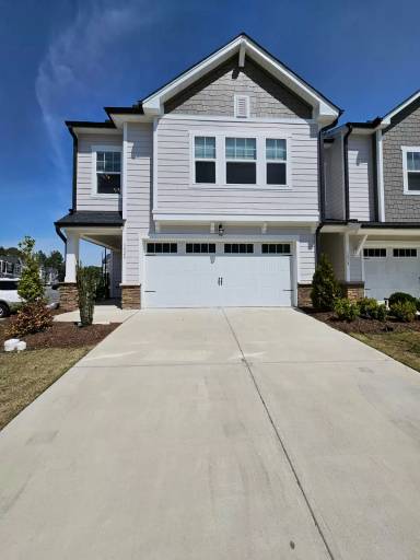 Main picture of 3020 Dunnock Dr