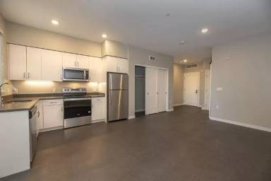 Main picture of 421 25th St