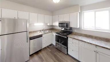 Main picture of 2925 Straus Ln