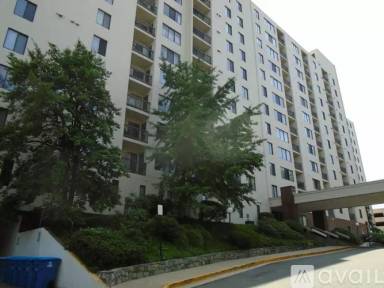 Main picture of Sentinel of Landmark Condominiums