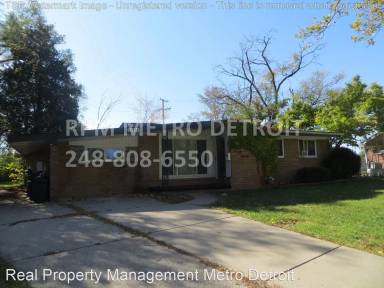 Main picture of 23031 Oak Crest St