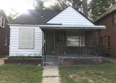 Main picture of 16531 Mark Twain St