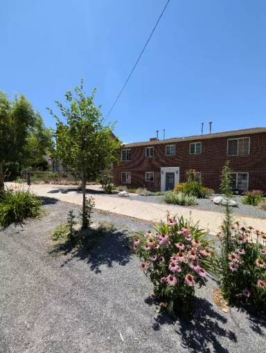 Main picture of 651 N 200 W