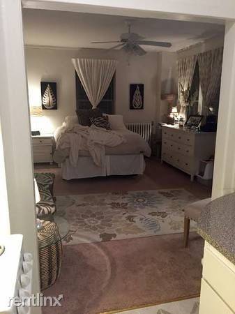Main picture of The Nest at Lincoln Park West