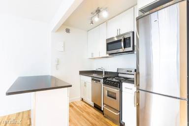 Main picture of 337 W 30th St
