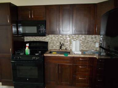 Main picture of 724 Bergen St