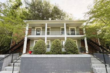 Main picture of 1113 Washington Ct. - 3