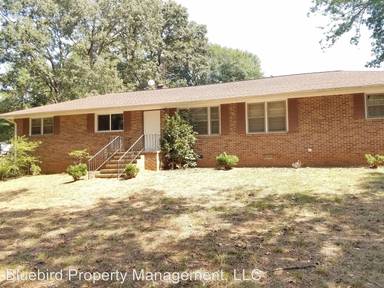 Main picture of 2405 Fleming Dr