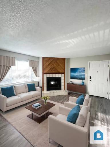 Main picture of 435 W Van Buren St