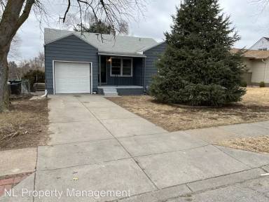 Main picture of 5140 Evans St