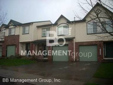 Main picture of 17601 SW Heatherwood Ln