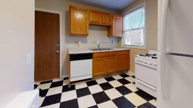 Main picture of 3127 Chicago St