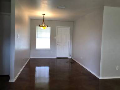 Main picture of 15120 Oaks West Dr