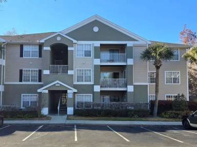 Main picture of 4240 Summer Landing Dr