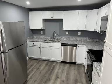 Main picture of 171 Essex St