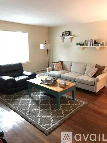 Main picture of 79 Chestnut St