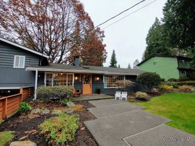 Main picture of 8204 188th St SW