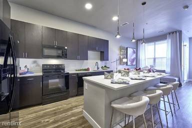 Main picture of 2269 S University Blvd