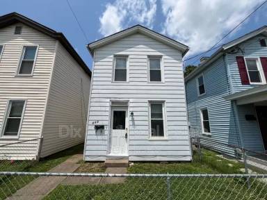 Main picture of 303 N 8th St