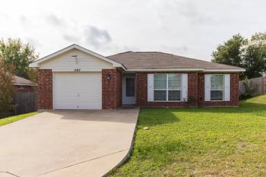 Main picture of 507 E Young Ave