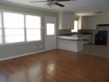 Main picture of 3019 57th St
