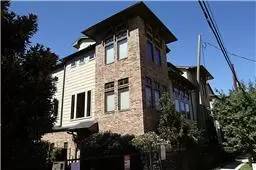 Main picture of 1613 Silver St