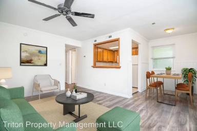 Main picture of 1212 W Ocean View Ave