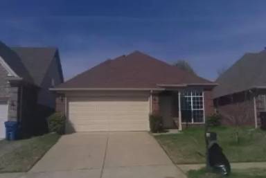 Main picture of 6822 Mikayla Ln