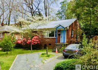 Main picture of 106 Isley St