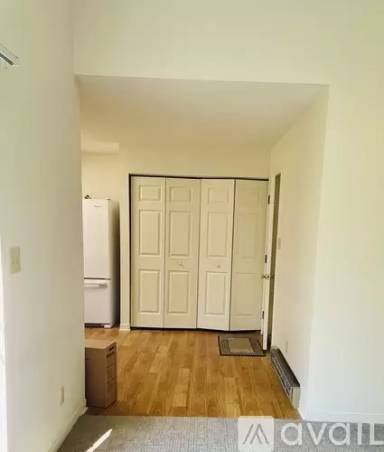 Main picture of 18 Orchard Ln