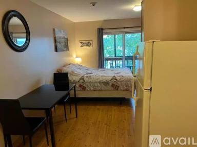 Main picture of 885 Laconia Rd