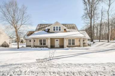 Main picture of 615 Meadow Glen Ln