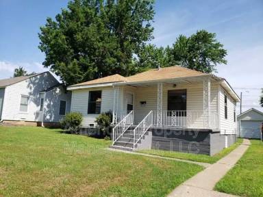 Main picture of 3817 E 21st Pl