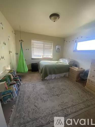 Main picture of 1700 Powers Blvd