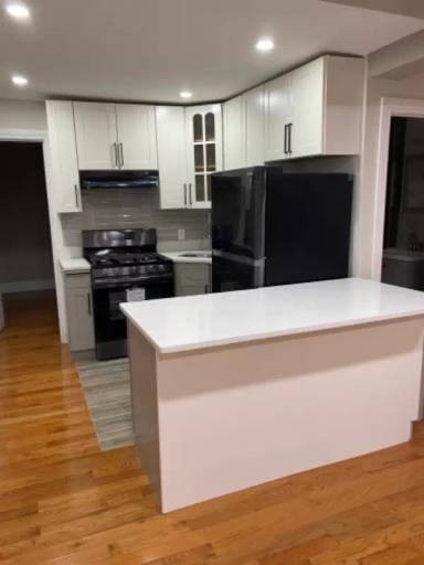 Main picture of 9213 76th St