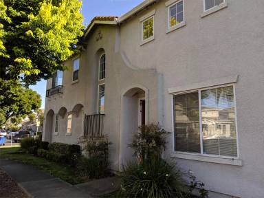 Main picture of 365 Accolade Dr